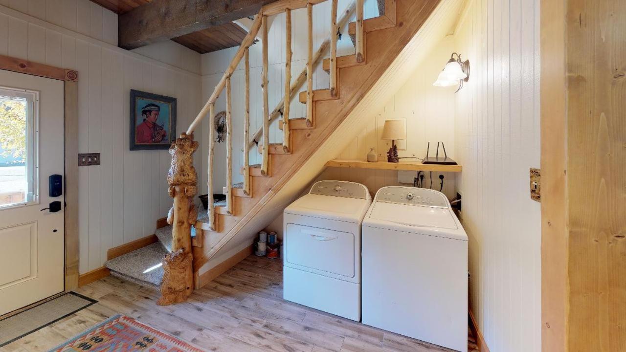 Tranquil Little Cabin On The River With High Speed Wifi Villa Red River Buitenkant foto