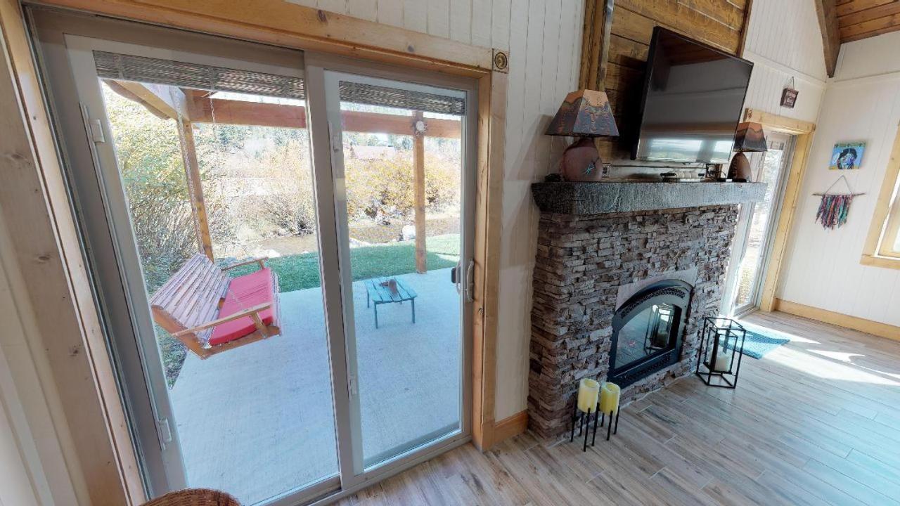 Tranquil Little Cabin On The River With High Speed Wifi Villa Red River Buitenkant foto